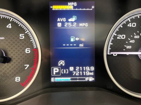 Used 2022 Subaru Forester Premium AWD/4WD image 23