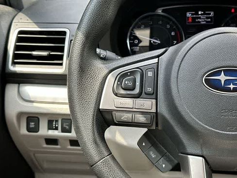 Used 2017 Subaru Forester 2.5i Premium AWD/4WD image 9