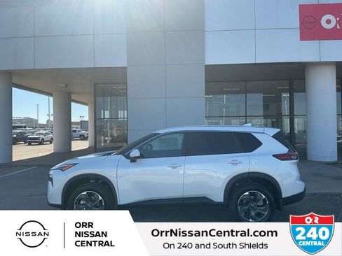 New 2026 Nissan Rogue SV FWD image 8
