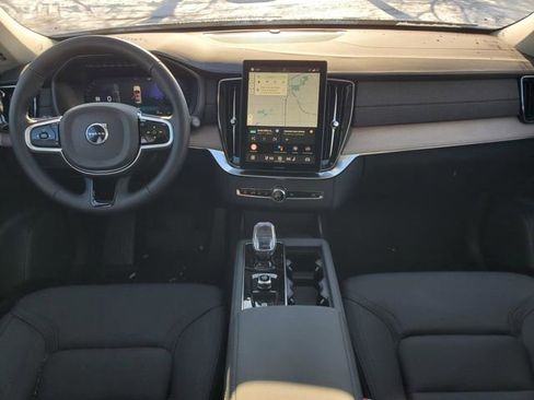 New 2026 Volvo XC90 B6 Plus w/ Protection Package Premier AWD/4WD image 29