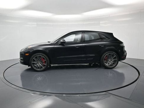 New 2026 Porsche Macan GTS image 2