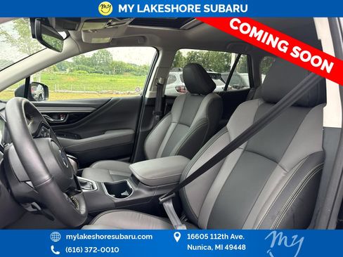 Used 2025 Subaru Outback Onyx Edition AWD/4WD image 10