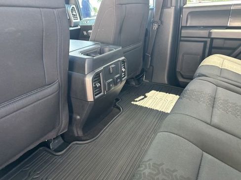 Used 2019 Ford F150 XLT w/ Equipment Group 302A Luxury AWD/4WD image 19