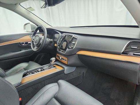 Used 2020 Volvo XC90 T6 Inscription w/ Protection Package Premier image 26
