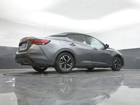 Used 2024 Nissan Sentra SV image 41