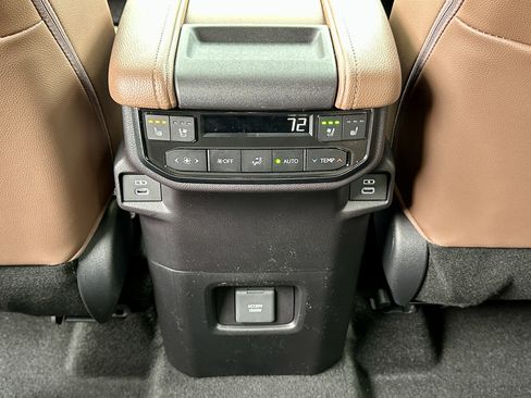 New 2026 Toyota Grand Highlander AWD Hybrid image 35