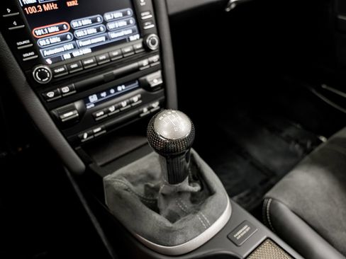 Used 2010 Porsche 911 GT3 RWD image 14