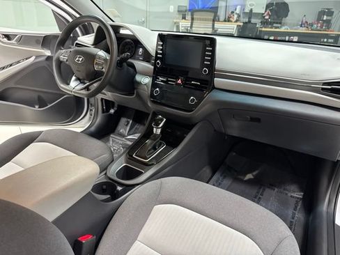 Used 2020 Hyundai Ioniq Blue FWD image 30