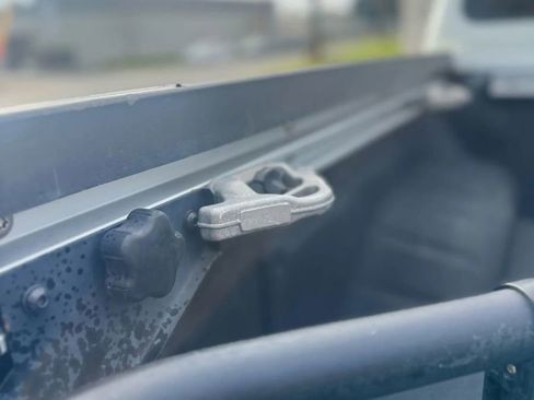 Used 2018 Nissan Frontier SV w/ Value Truck Package image 11