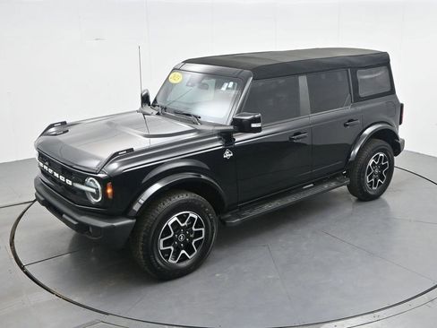 Used 2023 Ford Bronco Outer Banks image 20