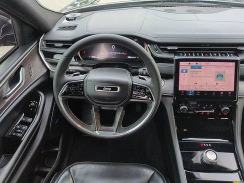 Used 2023 Jeep Grand Cherokee L Overland w/ Rear Seat Video Group I RWD image 15