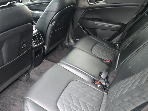 Used 2024 Kia Sportage X-Line w/ X-Line Premium Package image 13