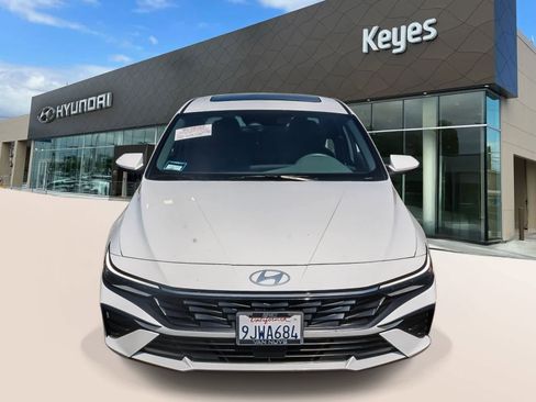 Certified 2024 Hyundai Elantra SEL w/ Convenience Package image 2