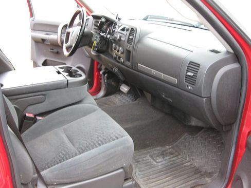 Used 2008 Chevrolet Silverado 1500 LT w/ Texas Edition image 28