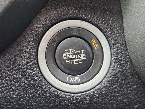 Used 2022 RAM 1500 Lone Star image 24