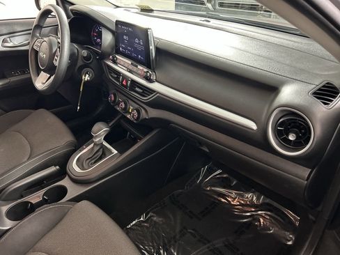 Used 2024 Kia Forte LXS image 26