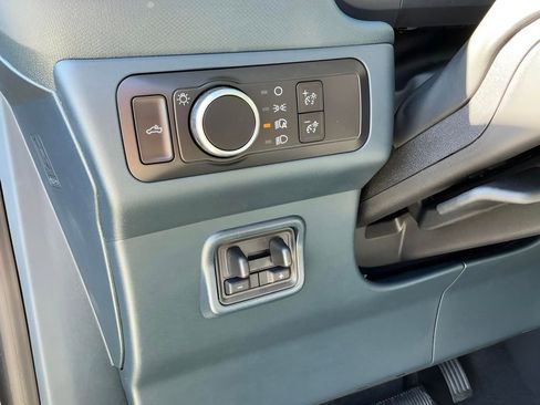 New 2025 Ford Maverick XLT w/ XLT Luxury Package image 25