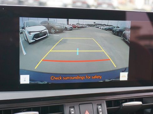 Certified 2025 Lexus ES 350 w/ Premium Package image 17