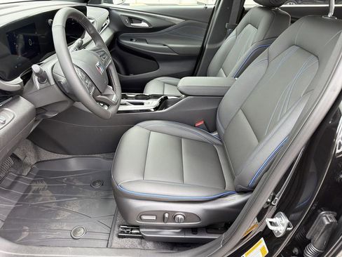 New 2026 Buick Envista Sport Touring w/ Convenience I Package FWD image 16