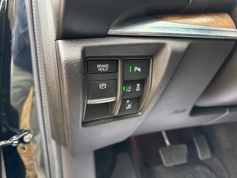 Used 2020 Acura MDX SH-AWD w/ Technology Package image 11