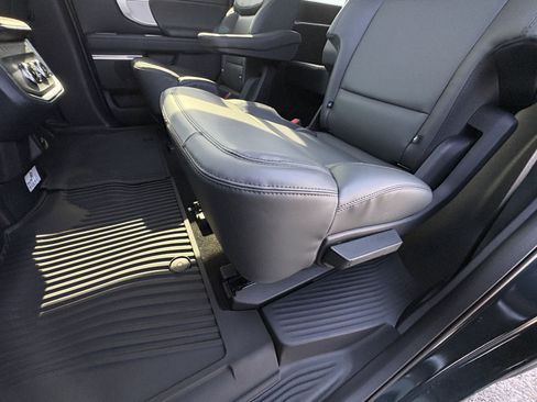 New 2026 Ford Expedition Active AWD/4WD image 23