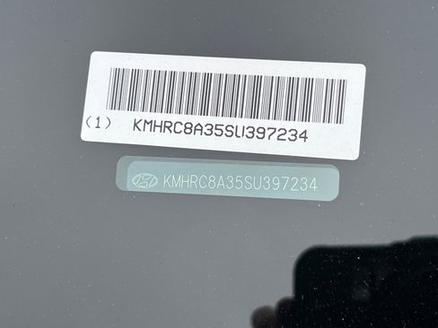 New 2025 Hyundai Venue SEL image 33