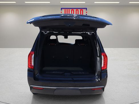Used 2023 GMC Yukon Denali Ultimate AWD/4WD image 11