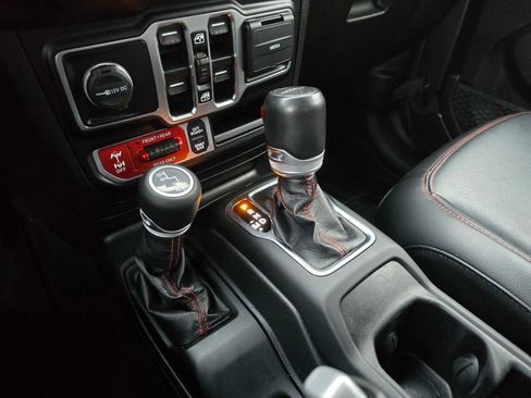 Used 2021 Jeep Gladiator Rubicon image 37