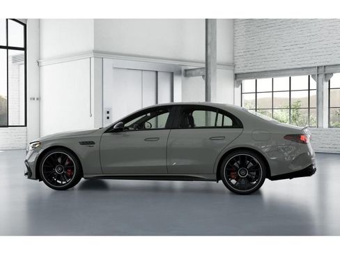 New 2026 Mercedes-Benz E 53 AMG e 4MATIC Sedan image 33