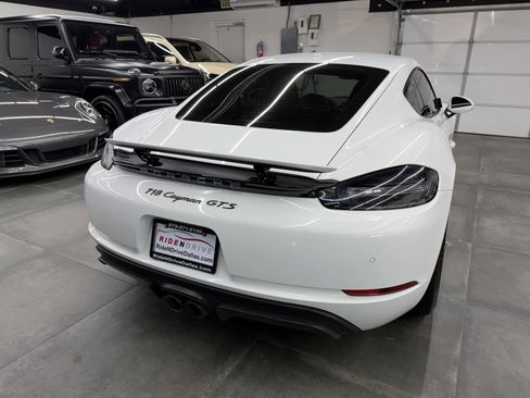 Used 2018 Porsche 718 Cayman GTS image 6