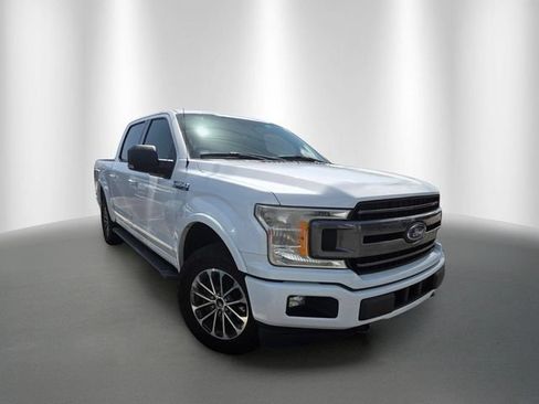 Used 2018 Ford F150 XLT w/ Equipment Group 302A Luxury AWD/4WD image 5