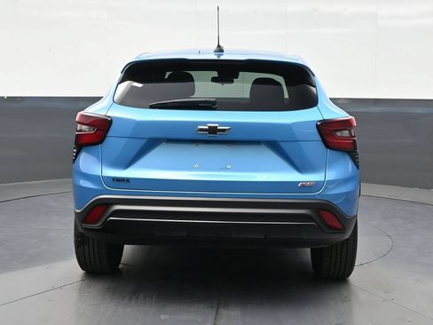 Used 2025 Chevrolet Trax RS FWD image 4