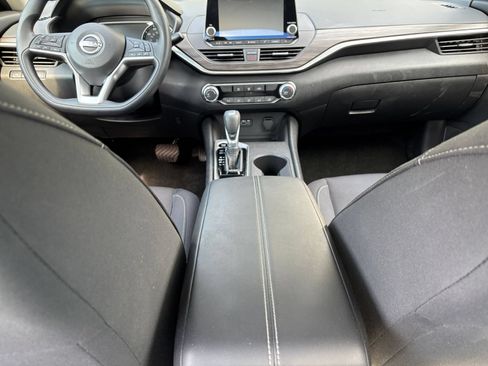 Used 2026 Nissan Altima 2.5 SV FWD image 41
