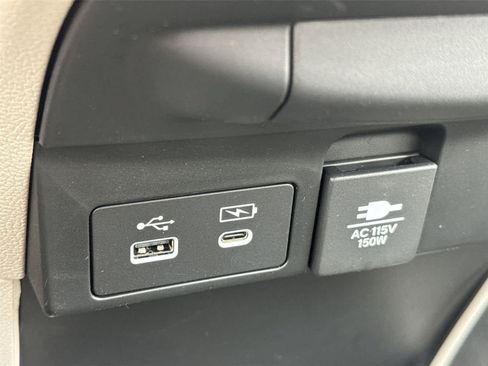 Used 2026 Honda Odyssey Touring image 29