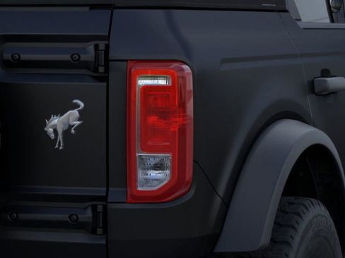 New 2025 Ford Bronco Big Bend w/ Matte Film Protection Package image 25