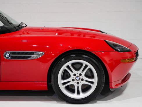 Used 2001 BMW Z8 RWD image 13