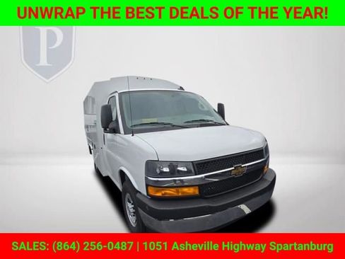 New 2025 Chevrolet Express 3500 w/ Power Convenience Package image 13