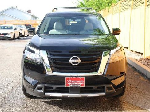 Certified 2025 Nissan Pathfinder SL AWD/4WD image 4