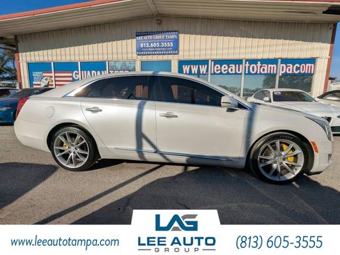 Used 2016 Cadillac XTS Premium image 2