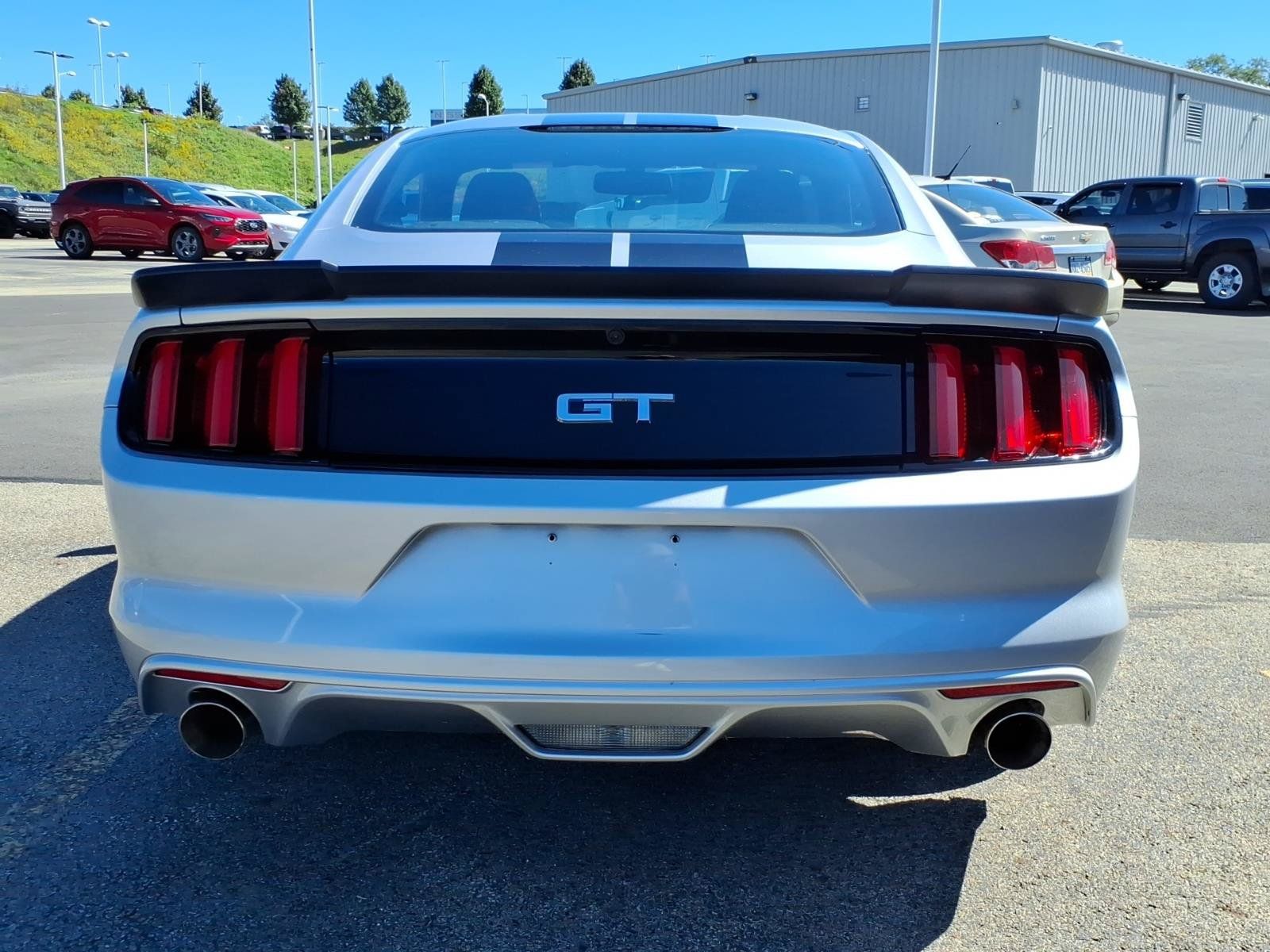 Used 2016 Ford Mustang GT w/ GT Performance Package RWD image 5
