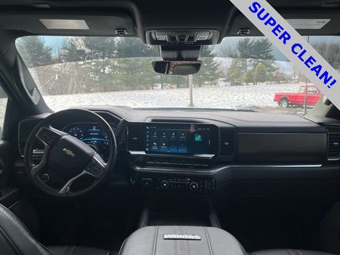 Used 2024 Chevrolet Silverado 2500 High Country w/ Technology Package image 13
