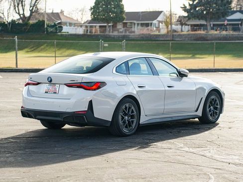 Used 2025 BMW i4 xDrive40i image 5