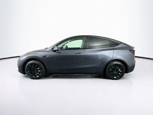 Used 2021 Tesla Model Y Long Range AWD/4WD image 4