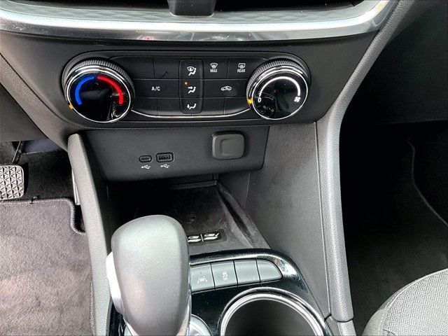 Used 2024 Buick Encore GX Preferred w/ Advanced Technology Package FWD image 24