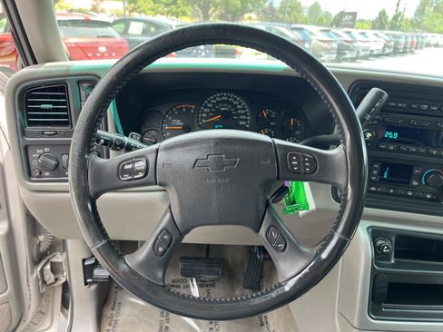 Used 2005 Chevrolet Silverado 2500 LT w/ Heavy-Duty Power Package AWD/4WD image 34