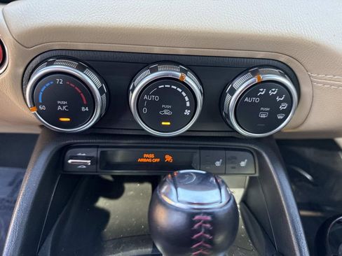 Used 2019 MAZDA MX-5 Miata RF Grand Touring image 22