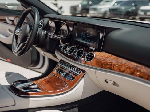 Used 2019 Mercedes-Benz E 450 4MATIC Wagon image 20