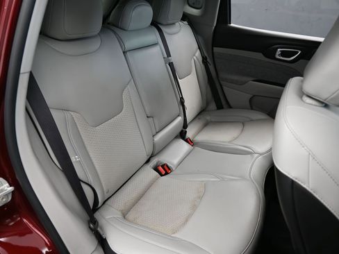 Used 2022 Jeep Compass Latitude w/ Sun and Sound Group image 43