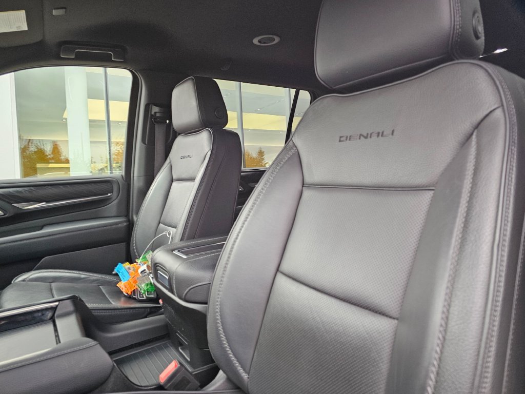 Used 2024 GMC Yukon XL Denali w/ Max Trailering Package AWD/4WD image 25