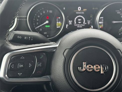 Certified 2022 Jeep Wrangler Unlimited Sahara w/ Cold Weather Group image 25